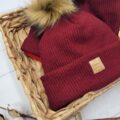 Czapka dziecięca z pomponem miód brąz i komin zimowy bordowy