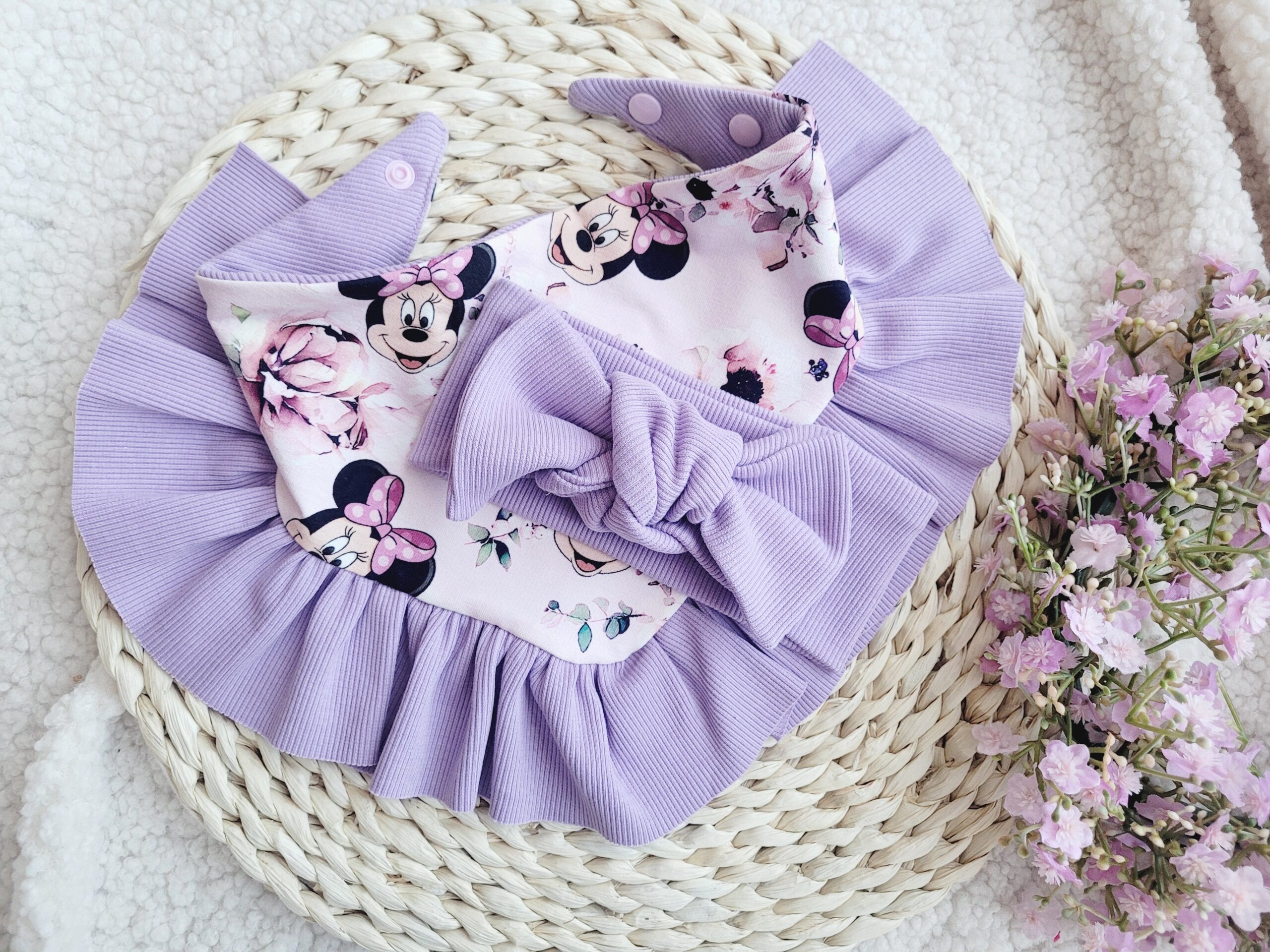 Chusta z falbanką Minnie lawenda