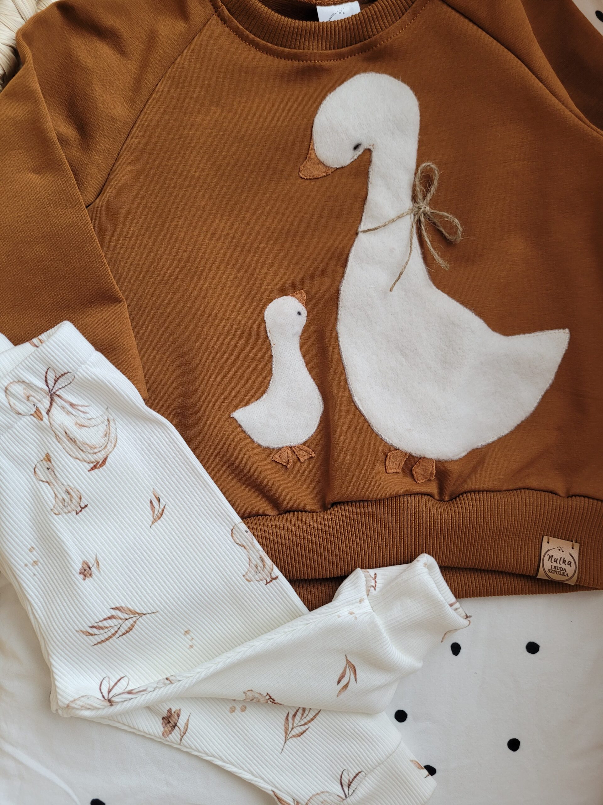 Bluza dziecięca mama gąska ciemny karmel