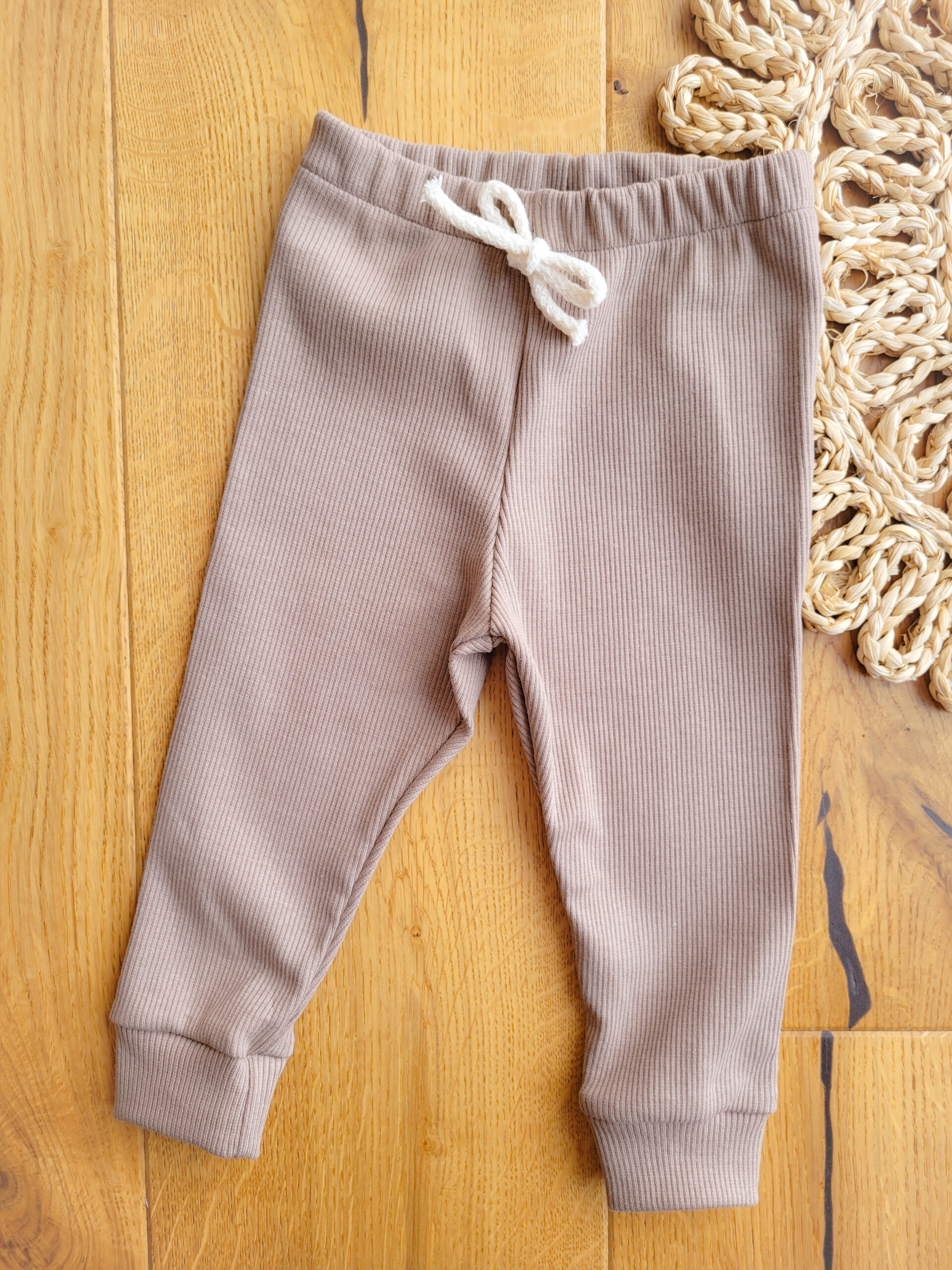 Legginsy prążkowane dla dziecka Cappucino - obrazek 4