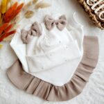 Komplet dla dziewczynki z perełkami beż