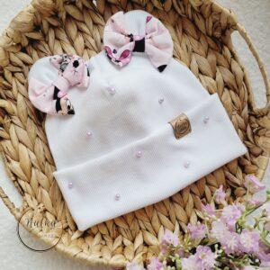 Czapka dla dziewczynki z kokardkami Minnie perełki ecru