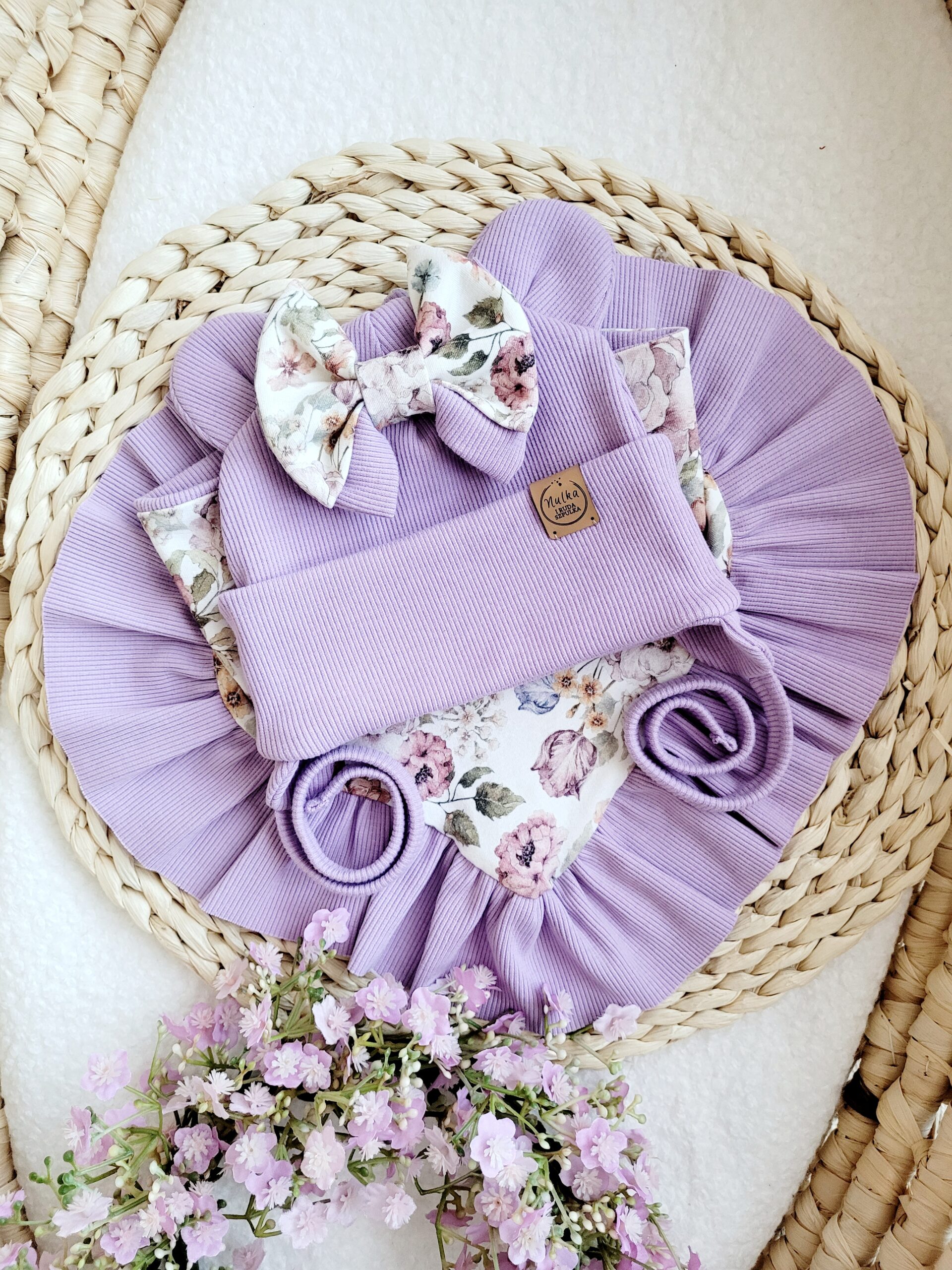 Komplet wiązany dla dziewczynki z kokardą Purple garden lawenda