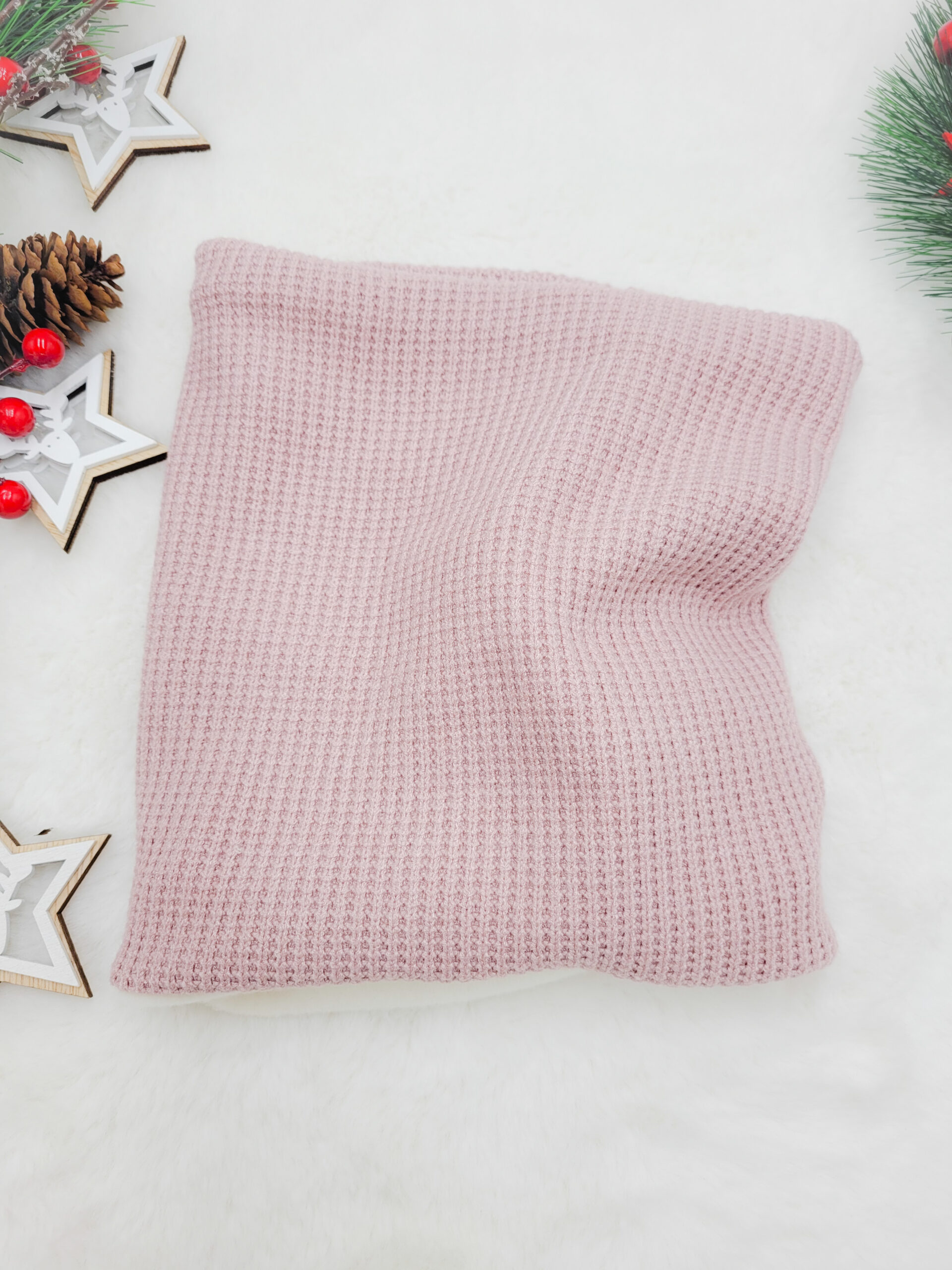 Komin zimowy pastelowy róż