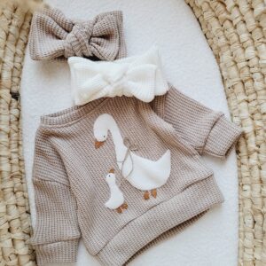 Sweterek z gąskami dla dziecka beż