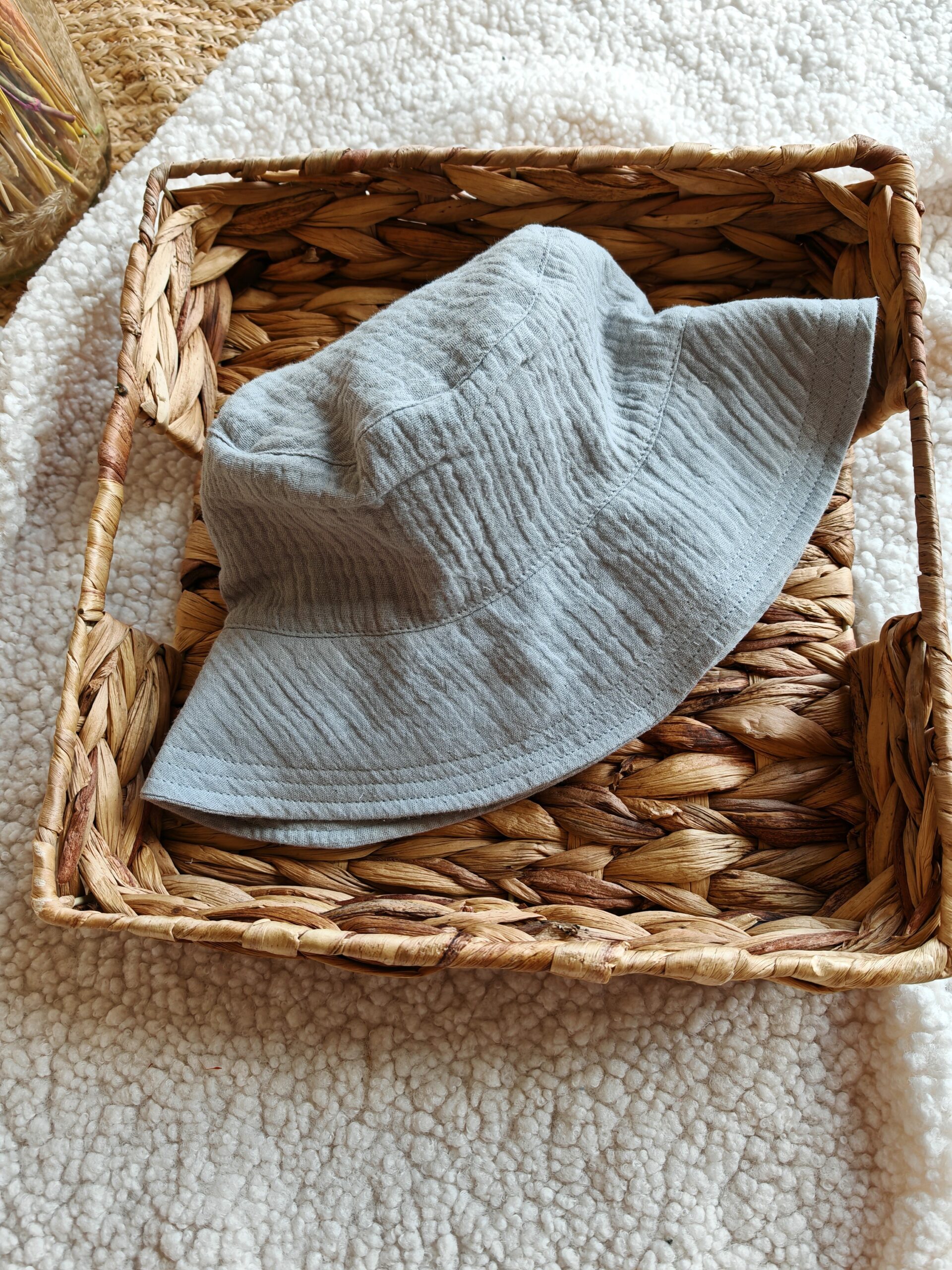 Kapelusz muślinowy dla chłopca szary