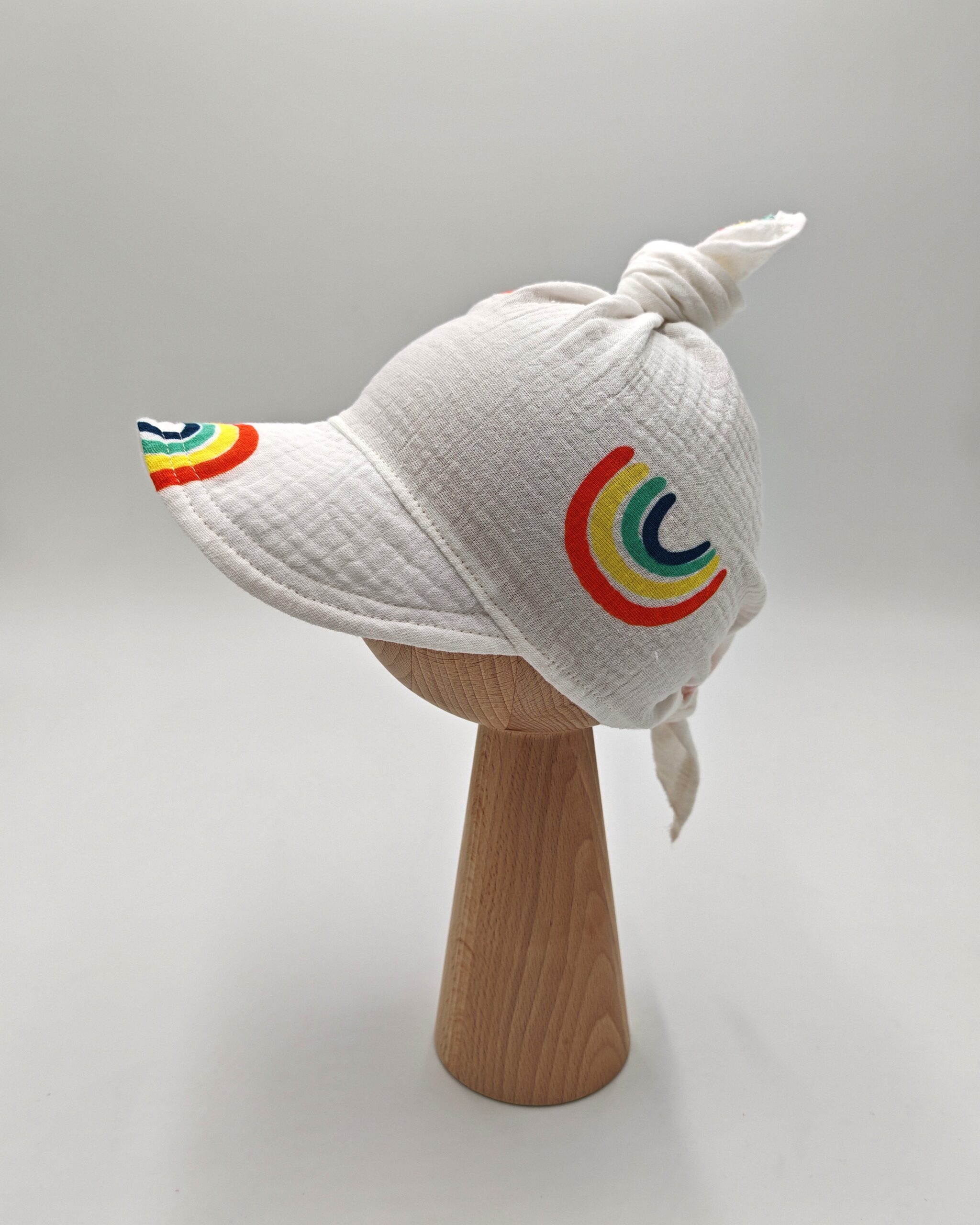 Muślinowa chustka wiązana dla chłopca Kolorowe tęcze