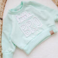 Bluza-dla-chlopca-z-napisem-little-bro-mieta-scaled-1.jpg
