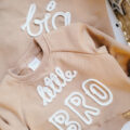 Bluzy-dla-chlopca-little-i-big-bro-karmel-scaled-1.jpg