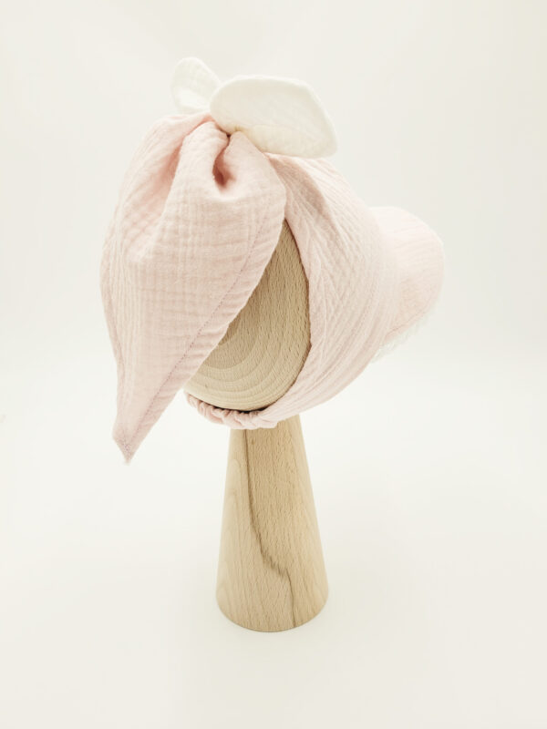 Chusta-z-daszkiem-z-koronka-na-gumce-pudrowy-roz-scaled-1.jpg Chusta-z-daszkiem-z-koronka-na-gumce-pudrowy-roz-scaled-1.jpg