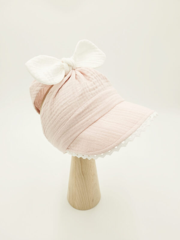 Chusta-z-daszkiem-z-koronka-pudrowy-roz-scaled-1.jpg Chusta-z-daszkiem-z-koronka-pudrowy-roz-scaled-1.jpg