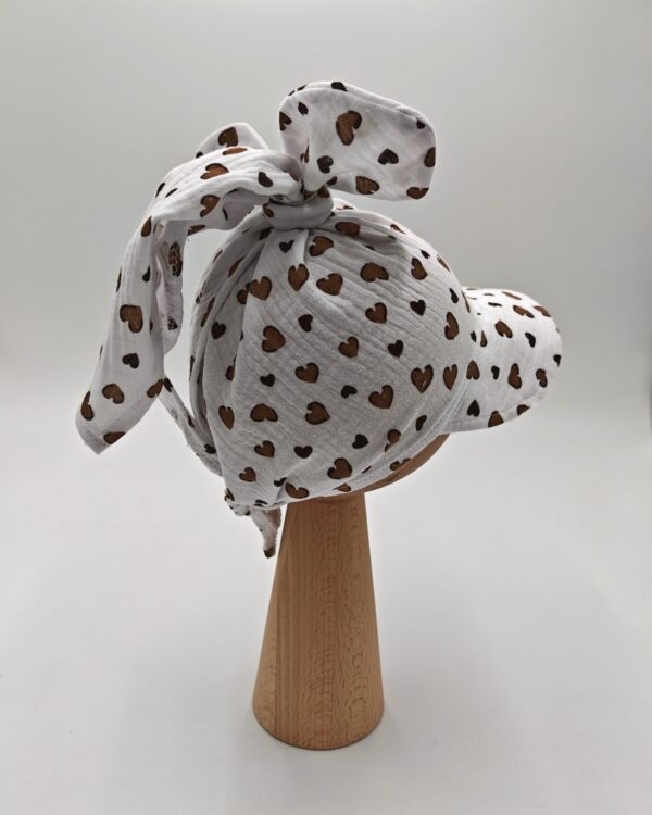 Chustka-muslinowa-dla-dziewczynki-Bezowe-serduszka-scaled-1.jpg Chustka-muslinowa-dla-dziewczynki-Bezowe-serduszka-scaled-1.jpg