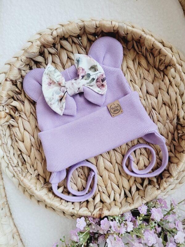 Czapka-wiazana-dla-dziewczynki-z-kokarda-Purple-Garden-lawenda-scaled-1.jpg
