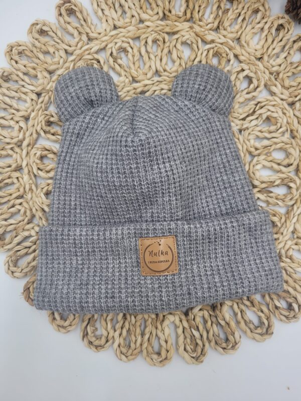 Czapka-zimowa-z-misiowymi-uszkami-szary-melanz-ciemny-scaled-1.jpg Czapka-zimowa-z-misiowymi-uszkami-szary-melanz-ciemny-scaled-1.jpg