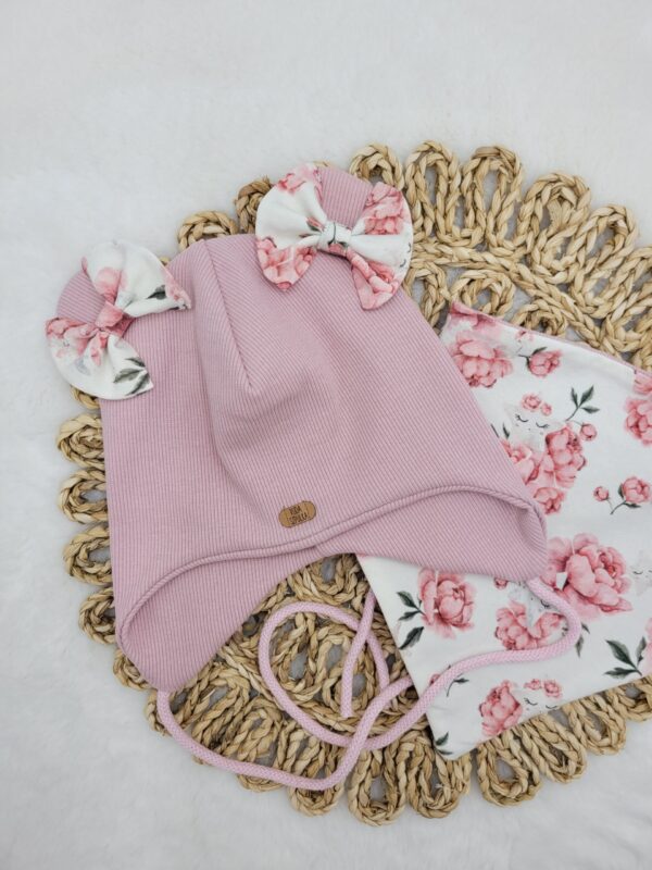 Komplet-wiazany-Peony-roz-pastelowy-scaled-1.jpg Komplet-wiazany-Peony-roz-pastelowy-scaled-1.jpg