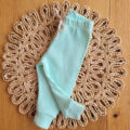 Legginsy-prazkowane-dzieciece-mieta-scaled-1.jpg