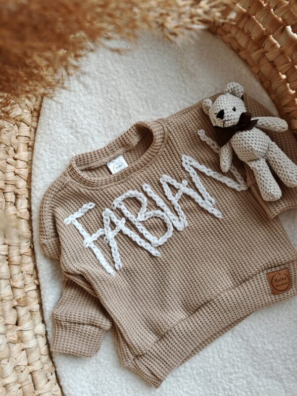 Sweterek-bez-FABIAN-scaled-1.jpg Sweterek-bez-FABIAN-scaled-1.jpg