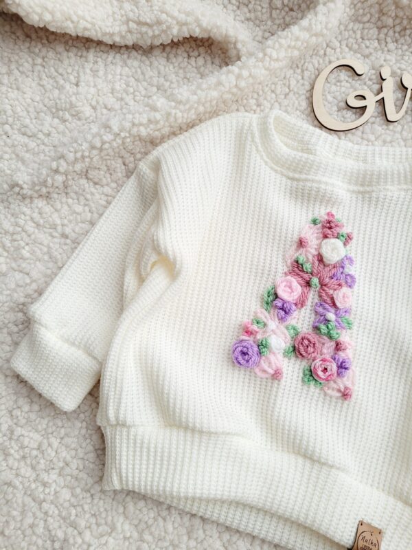 Sweterek-dla-dziewczynki-ecru-A-scaled-1.jpg