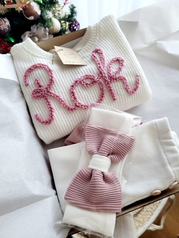 Sweterek-ecru-rok-scaled-1.jpg Sweterek-ecru-rok-scaled-1.jpg