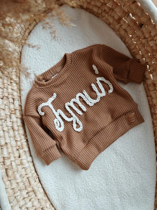 Sweterek-karmel-Tymus-scaled-1.jpg Sweterek-karmel-Tymus-scaled-1.jpg