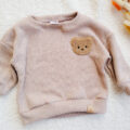 Sweterek-z-misiem-Cafe-latte-scaled-1.jpg